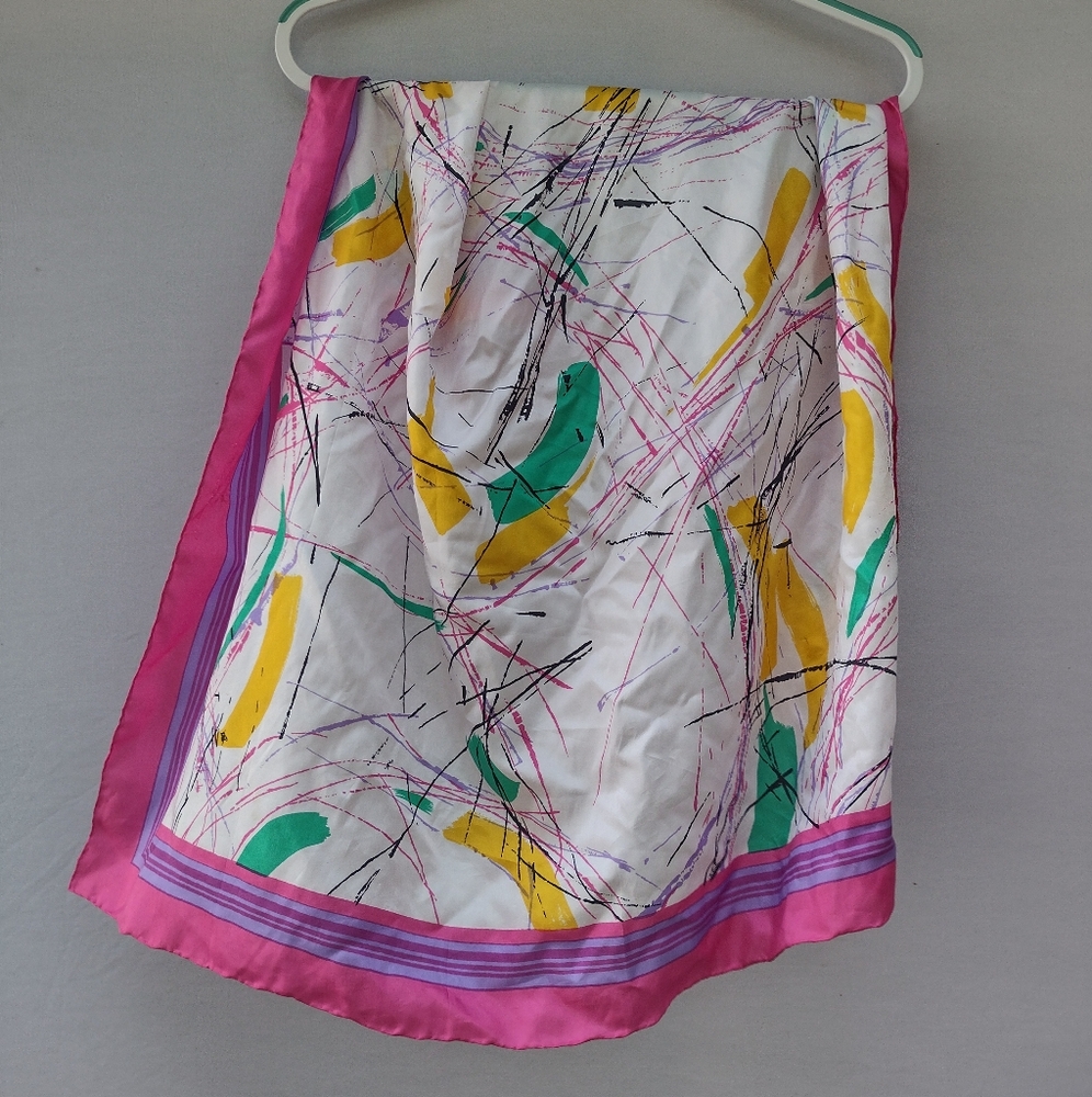 100% silk square scarf paint splatter design white/pink - Picture 2 of 4